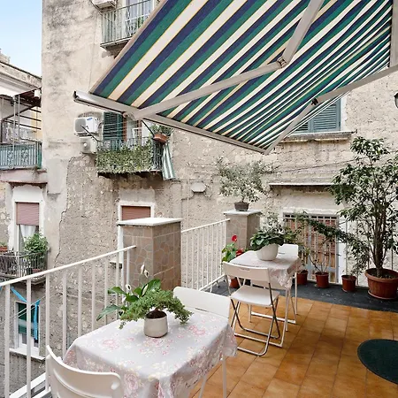 Appartement La Casa Di Gennaro - Napels
